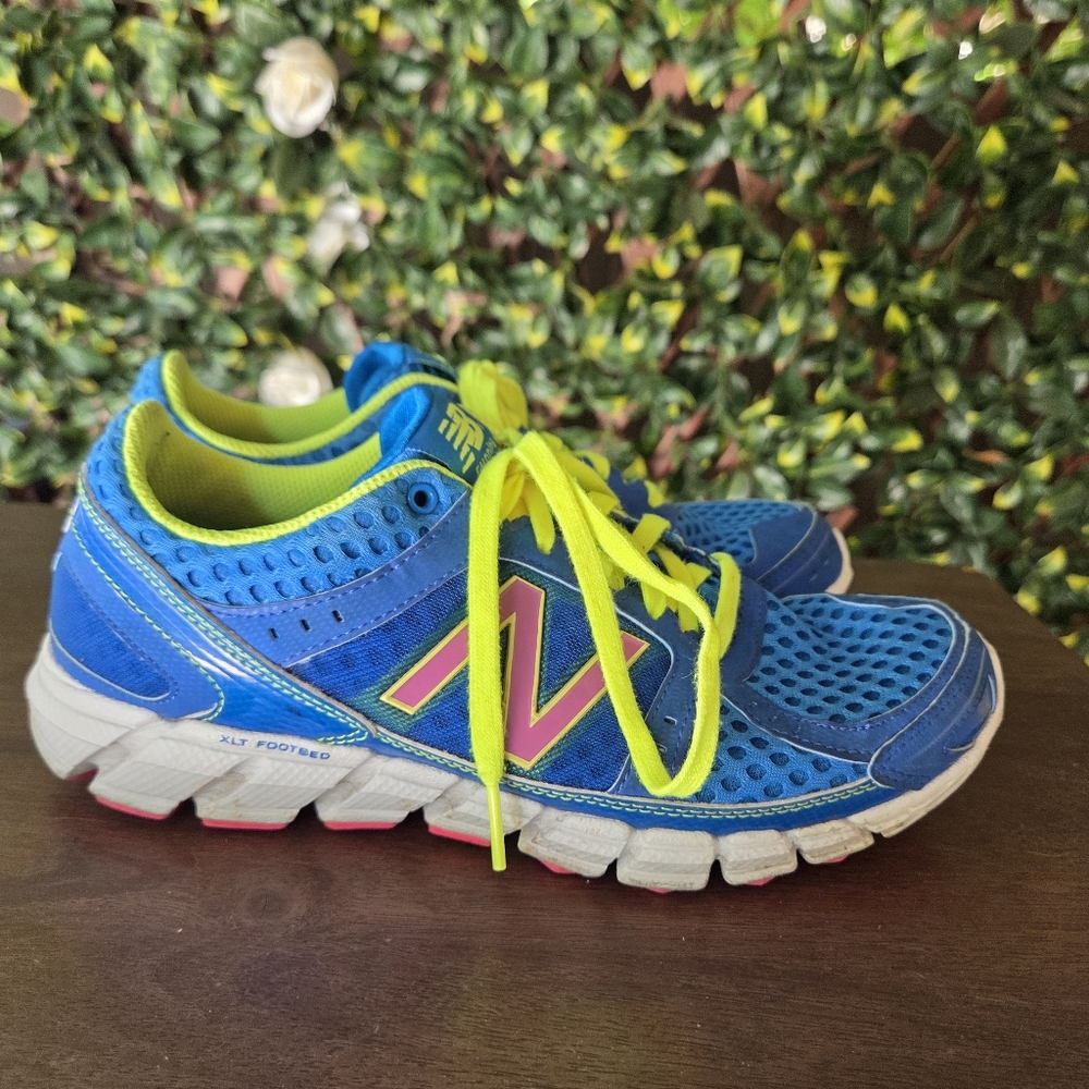 New Balance 750v1 Blue Yellow Pink Running Shoes Sneakers Womens Size 7